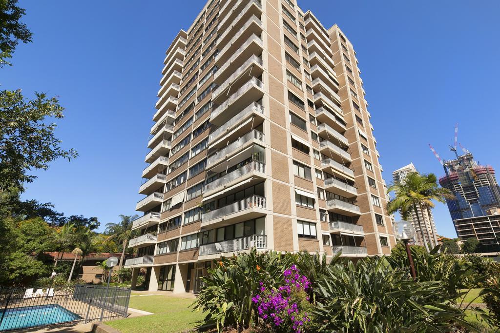 The Gardens Apartments Брисбен Экстерьер фото
